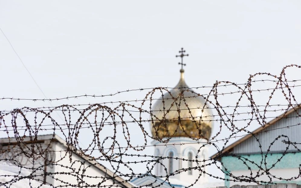 ⚖️ Житель Аксарки получил более 3 лет колонии за избиение матери