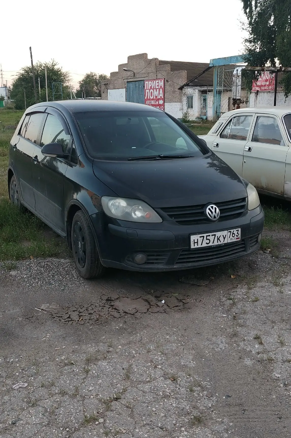 В продаже, 2007 год, 1.6 двс, в полностью рабочем состоянии, зима, лето(новая), стекла ...