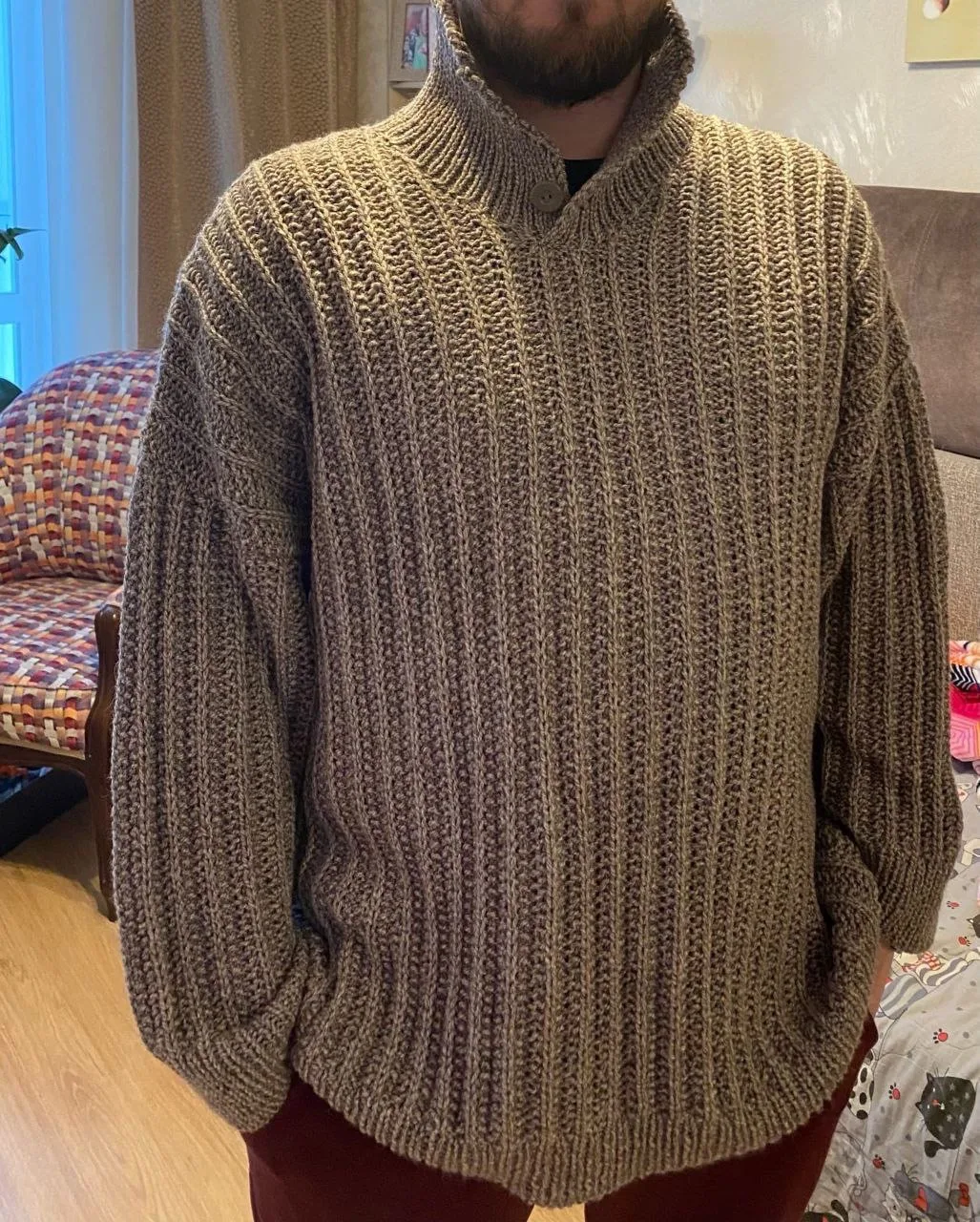 Свитер