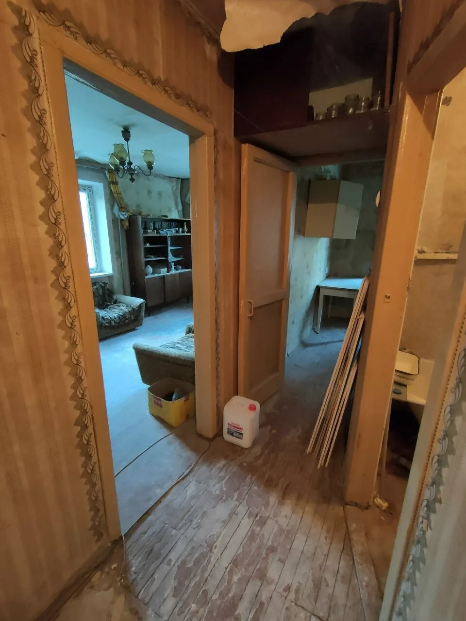 Продам 1-к. квартиру, 2/5 эт. в Горловке, р-н Собора, ул. Кирова, 4