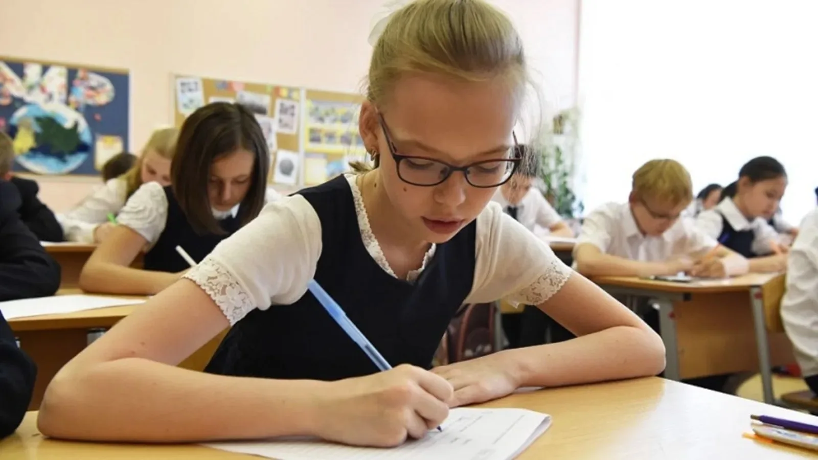 ✏️Российских школьников начали проверять на традиционные ценности