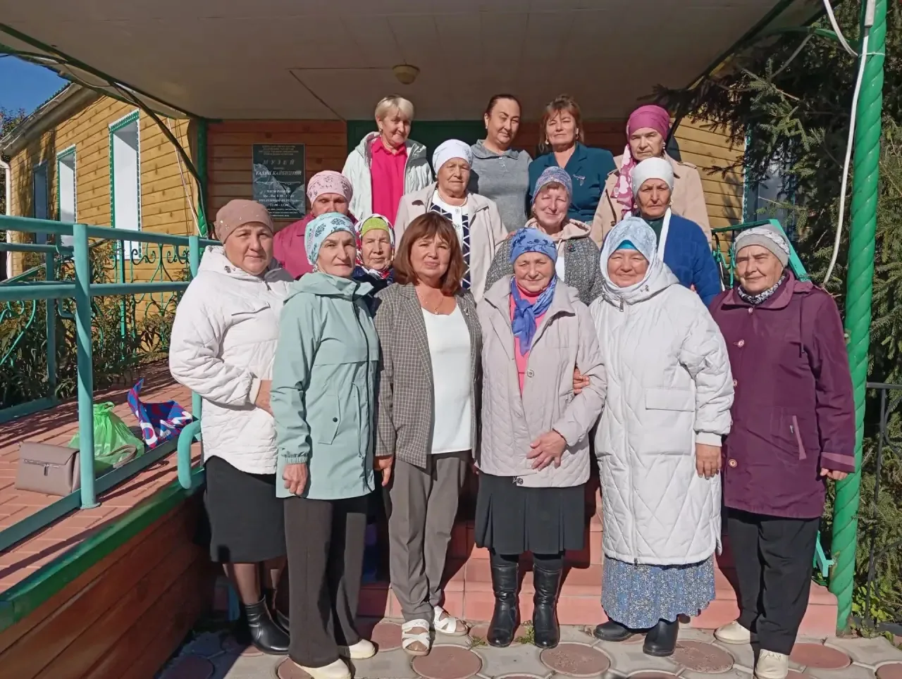 Өлкәннәр декадасында Галия Кайбицкая музеенда яшьлек җырлары яңгырады.