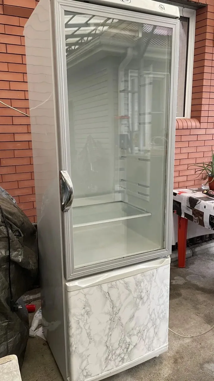 Продаю холодильник,требующий небольшой ремонт,5000₽