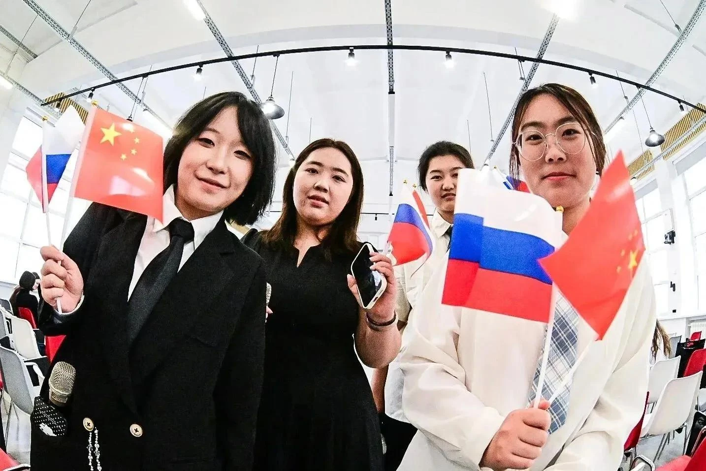 🇷🇺 Тюменские однополчане укрепляют единство народов и стран
