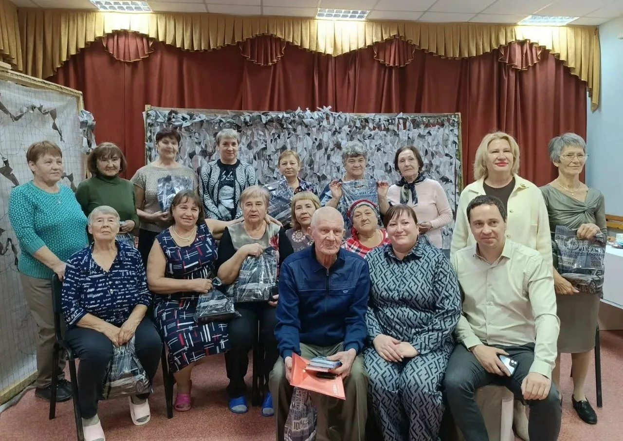 13 октября в сельском клубе деревни Мозжуха состоялась встреча депутатов Законодательно...