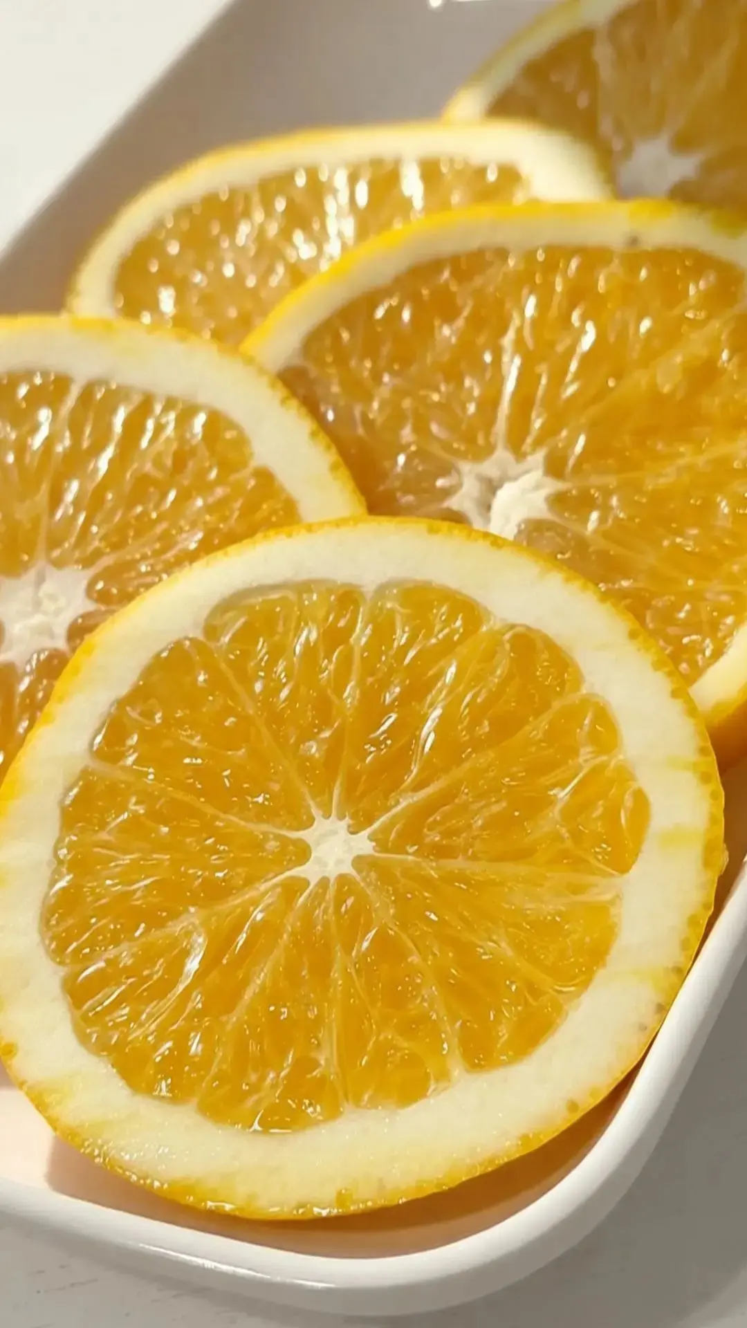 🍊 Нарезала апельсин - и вот уже на столе кусочек солнца. Обязательно добавьте его в св...