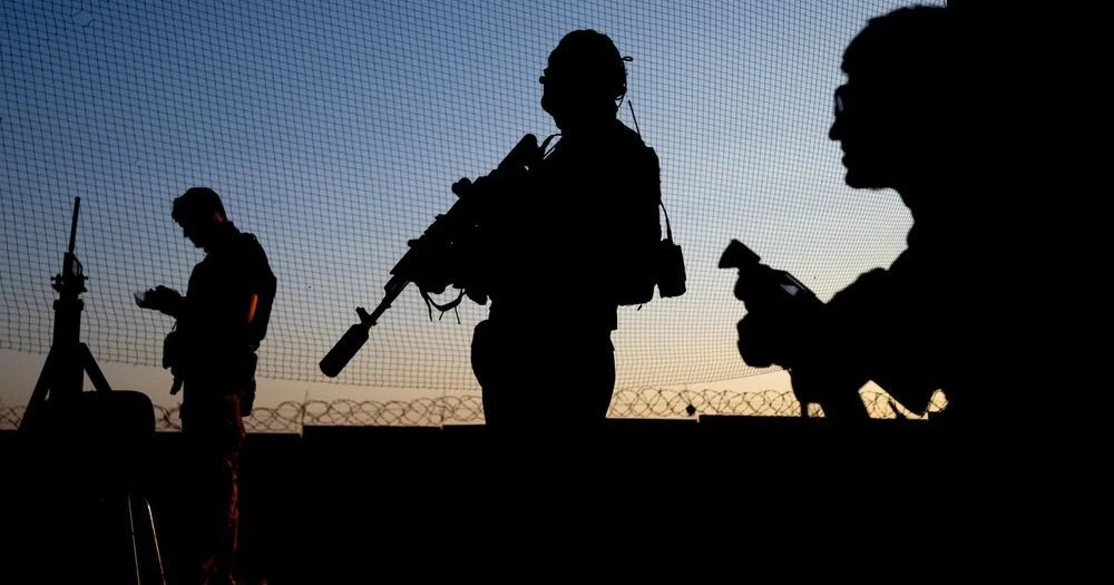 ❗️Российские военные уничтожили крупный склад наземных робототехнических комплексов и б...