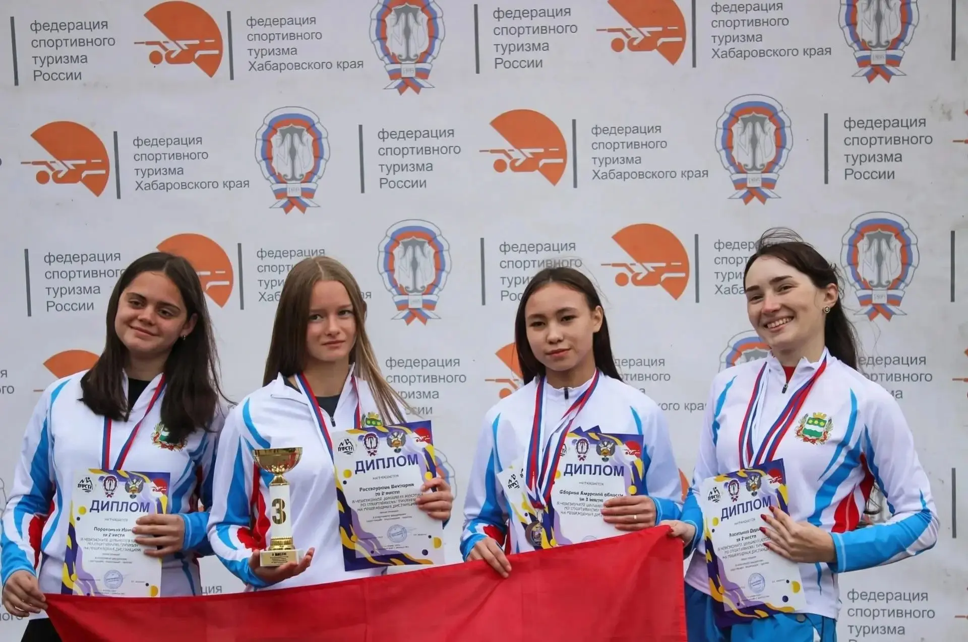 🧗‍♀️Громкая победа: команда Центра детского творчества Тынды — бронзовые призёры Чемпи...