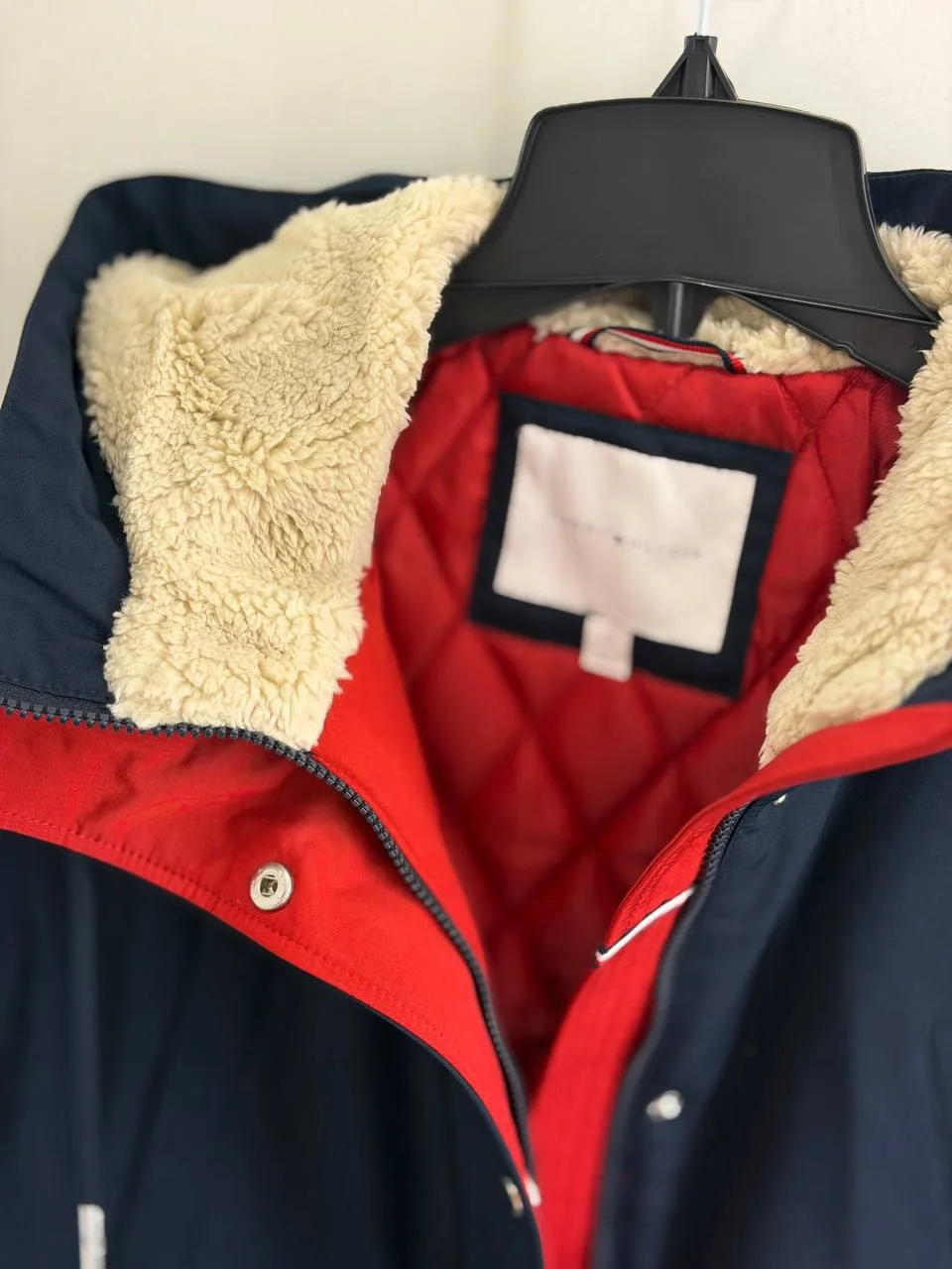 Tommy Hilfiger  🇺🇸