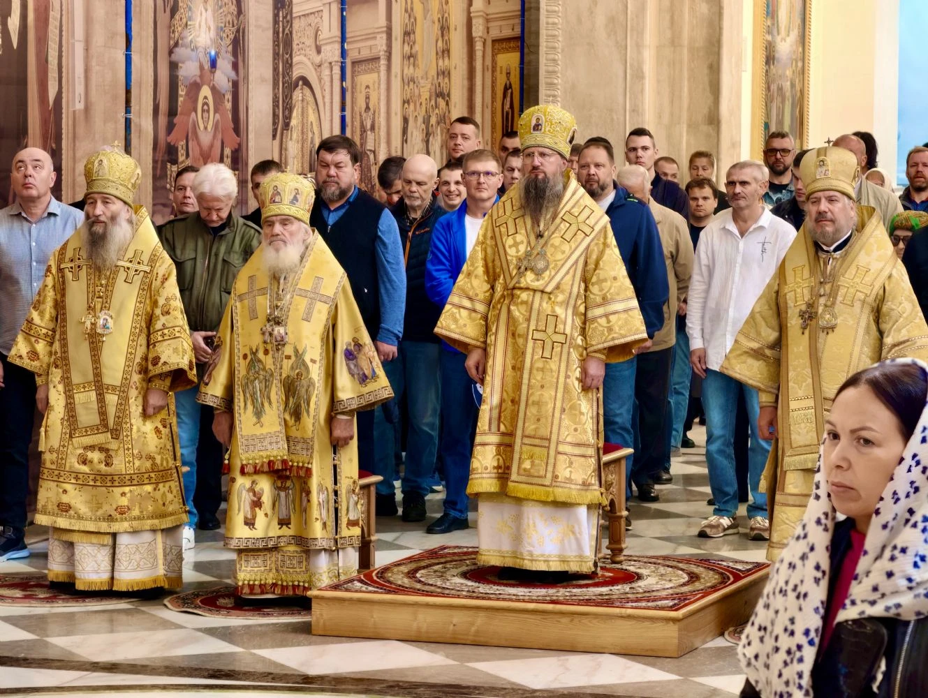 В день 15-летия Приморской митрополии, в Спасо-Преображенском кафедральном соборе Влади...