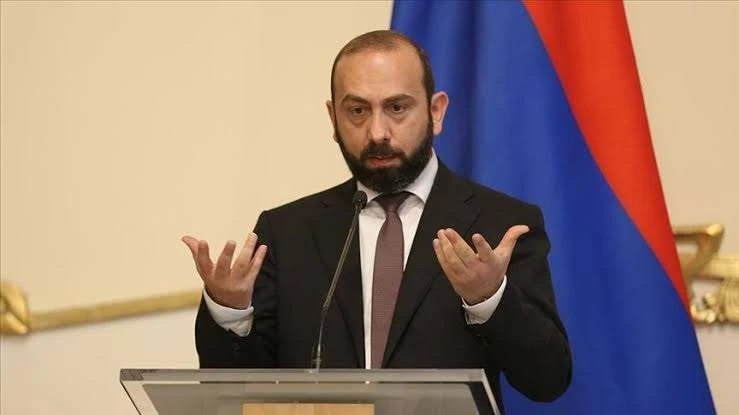 Глава МИД Армении Арарат Мирзоян сравнил сближение Еревана и ЕС с отношениями, в которы...