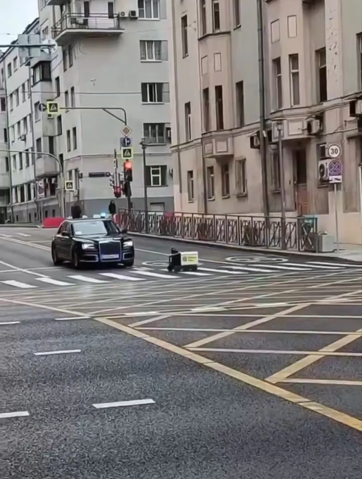 🤖 Роверы теперь по правилам: в 34 регионах стартовали ПДД для роботов-курьеров! Читать...
