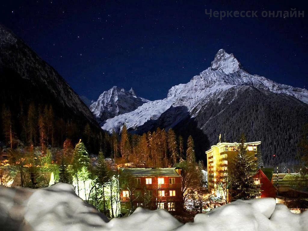 🏔Курорт Домбай попал в ТОП-5 направлений для отдыха в новогодние праздники