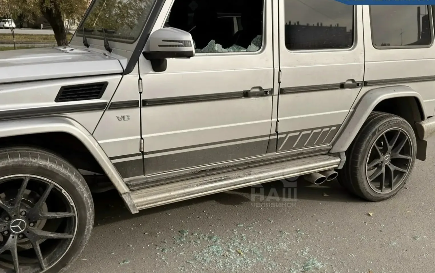 🔨 Разбили стекло, чтобы усмирить водителя с тонировкой