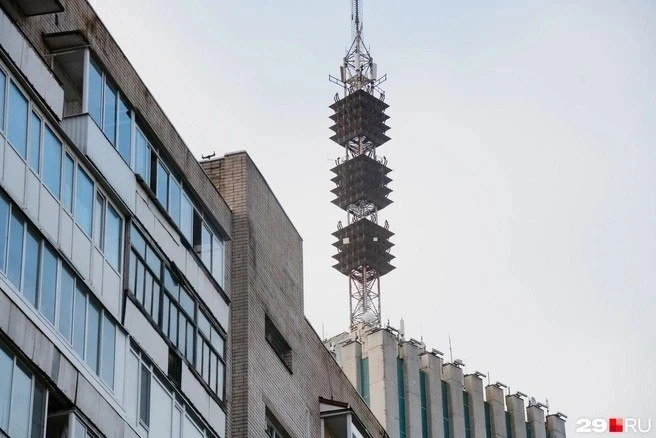 В Архангельской области объявили режим беспилотной опасности. Об этом ночью 16 октября ...