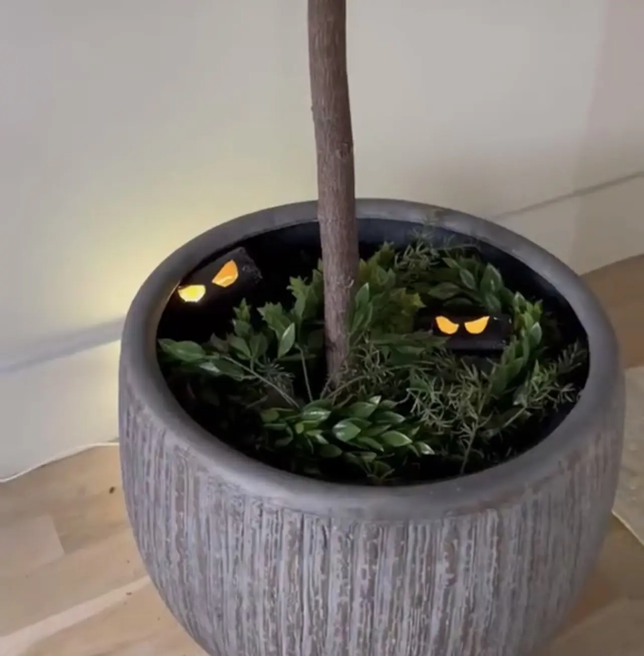 Простое украшение на Хэллоуин🎃