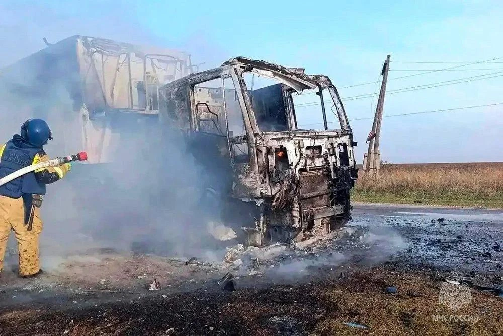 ⚡️ Дрон ВСУ ударил по фуре в Тельмановском округе