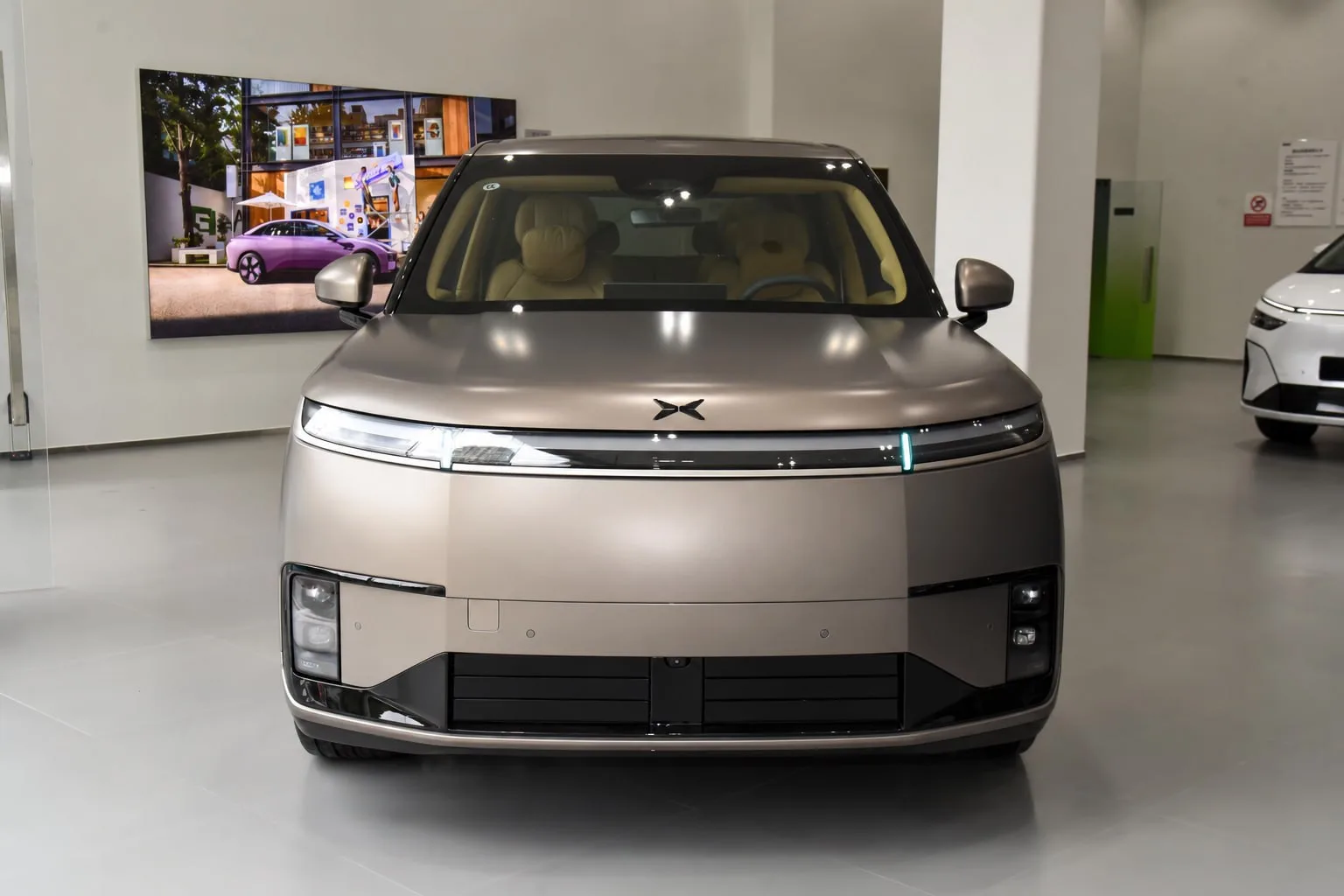 🔥 Xpeng GX — альтернатива Range Rover?