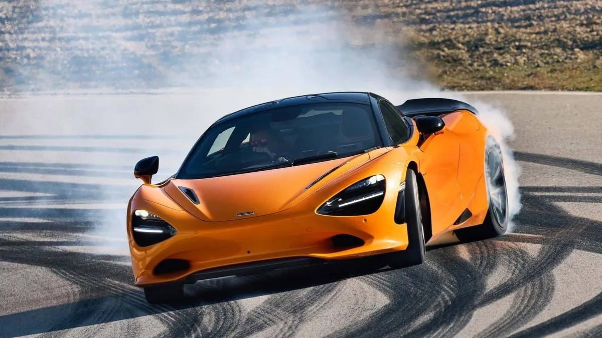 McLaren ЗАВЕРШИТ выпуск суперкара 750S в 2027 году — компания уже принимает последние з...