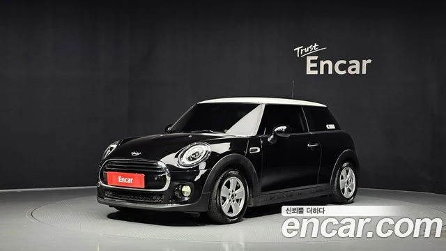 🚗 Mini 2019