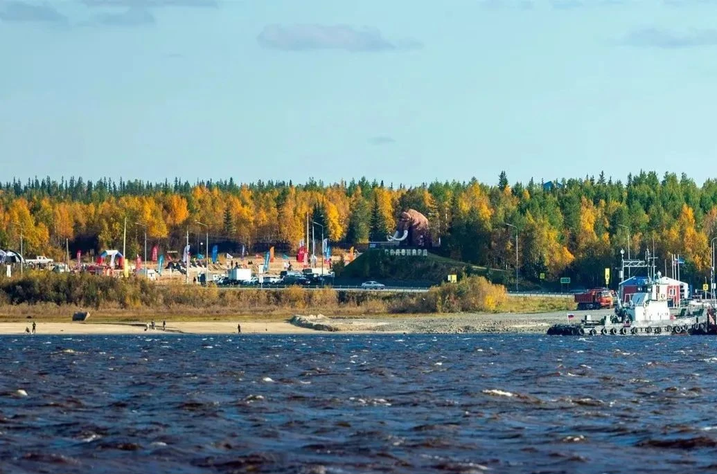 🌡 В Новом Уренгое реки не замерзают из-за аномально тёплого октября