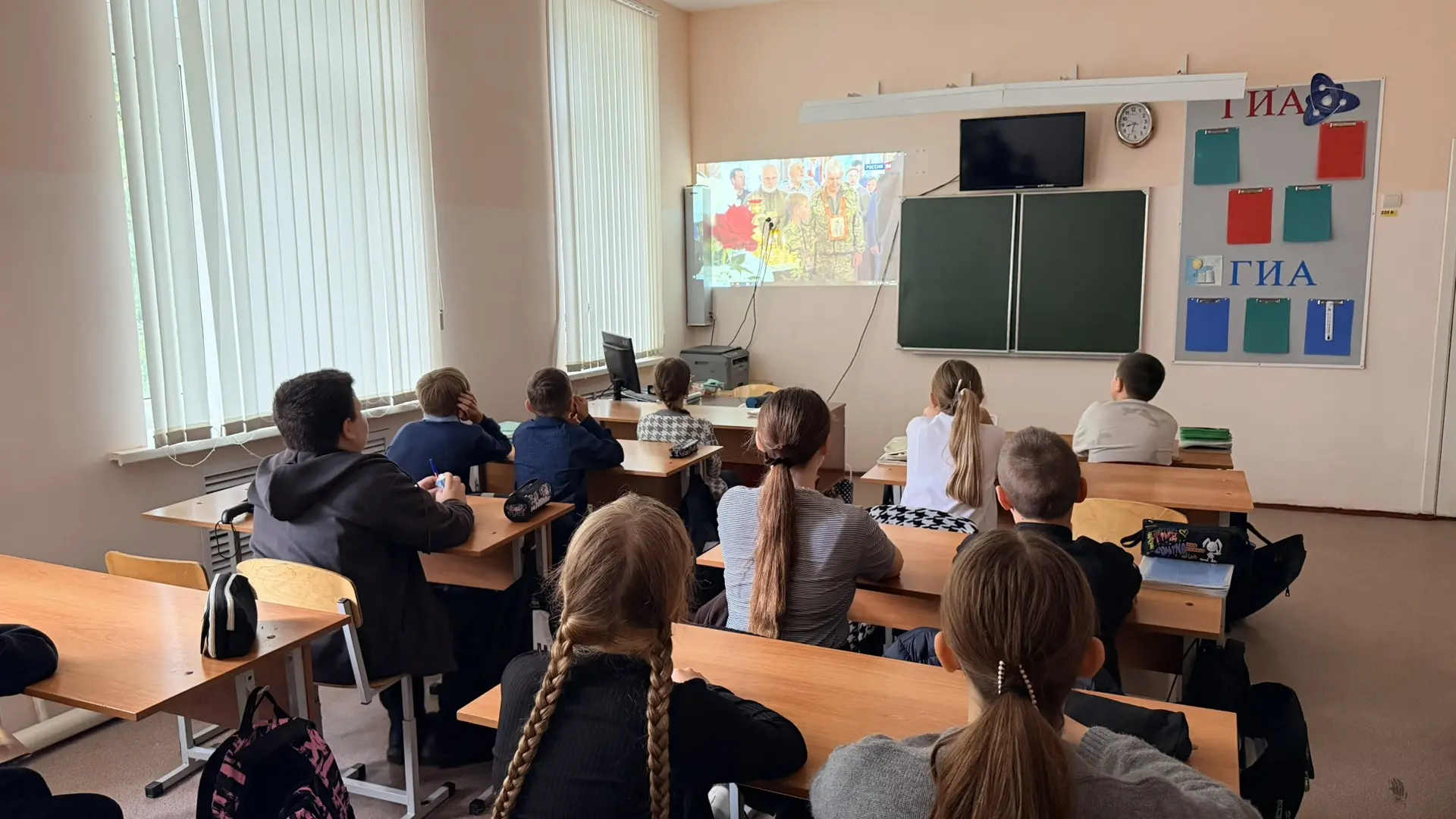 🎉 В нашей школе прошёл кинолекторий «Донские казаки»! 🎉