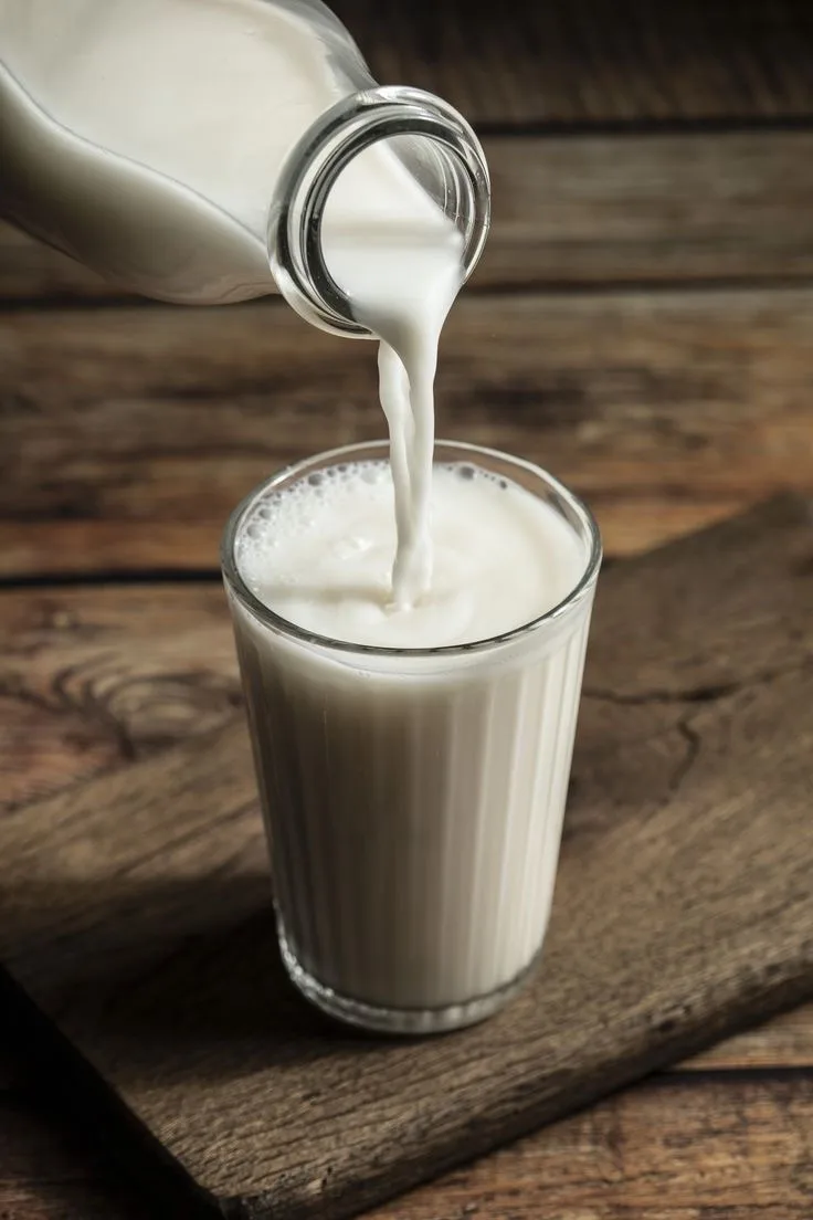 2,5%, 3,5% или топлёное — какое молоко легче для ЖКТ? 🥛