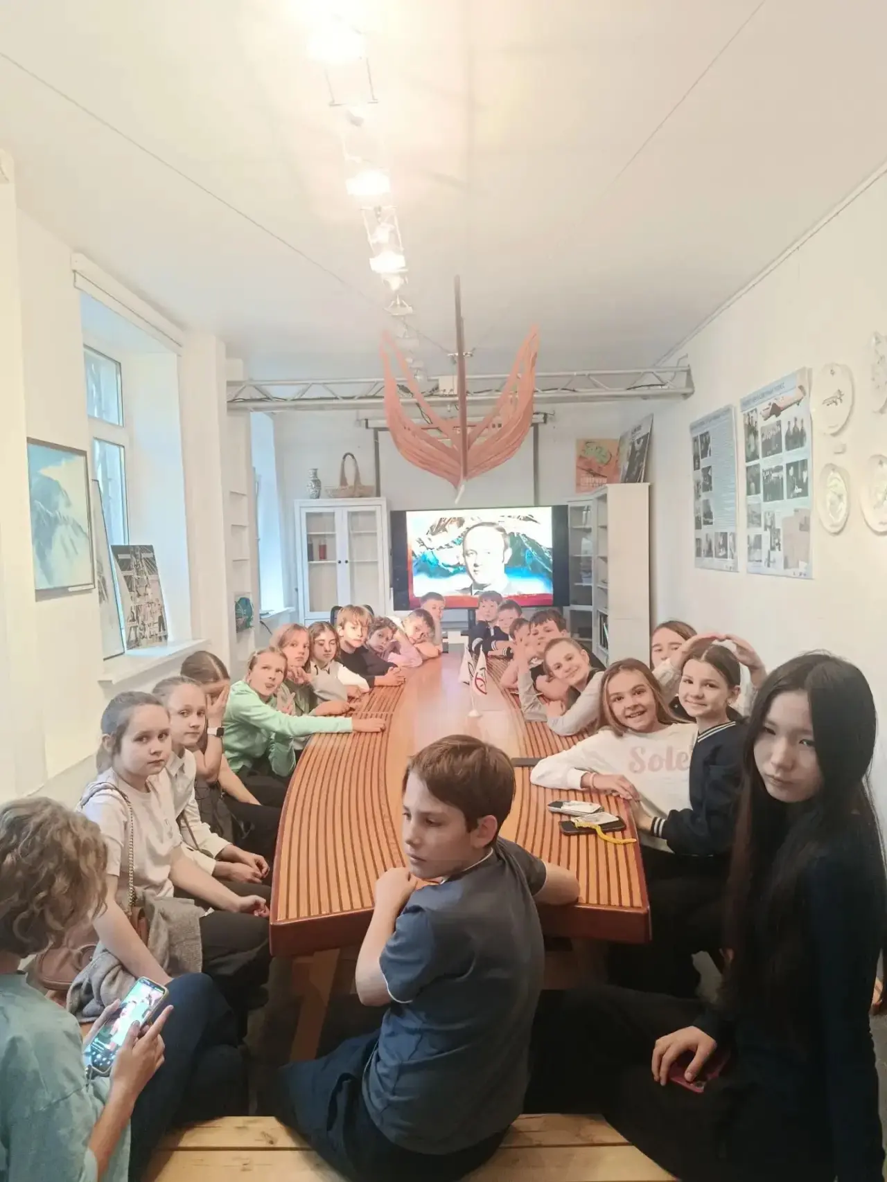 5 «Е» в музее Ю. Сенкевича на «Встрече поколений»: от белого медведя до дна океана! ❄️�...