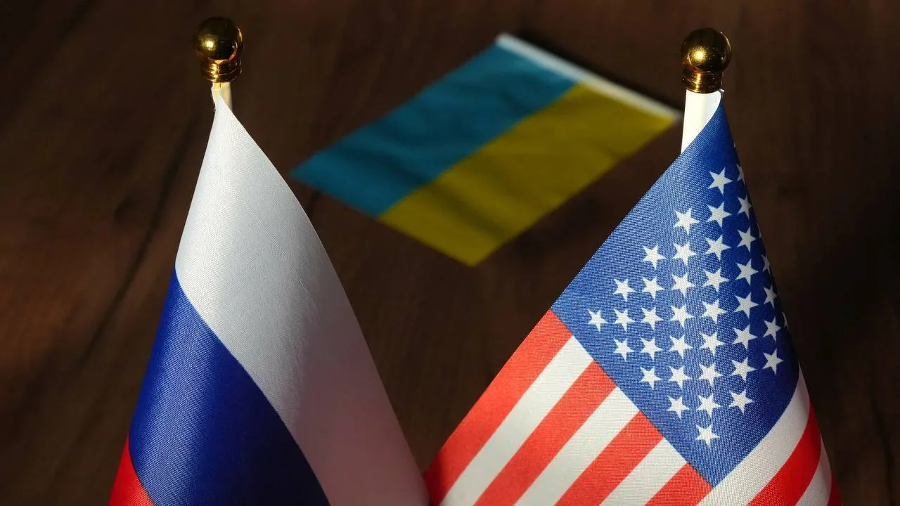 ⚡️ Вашингтон передал Киеву "решительное требование Трампа" о прекращении ударов по росс...