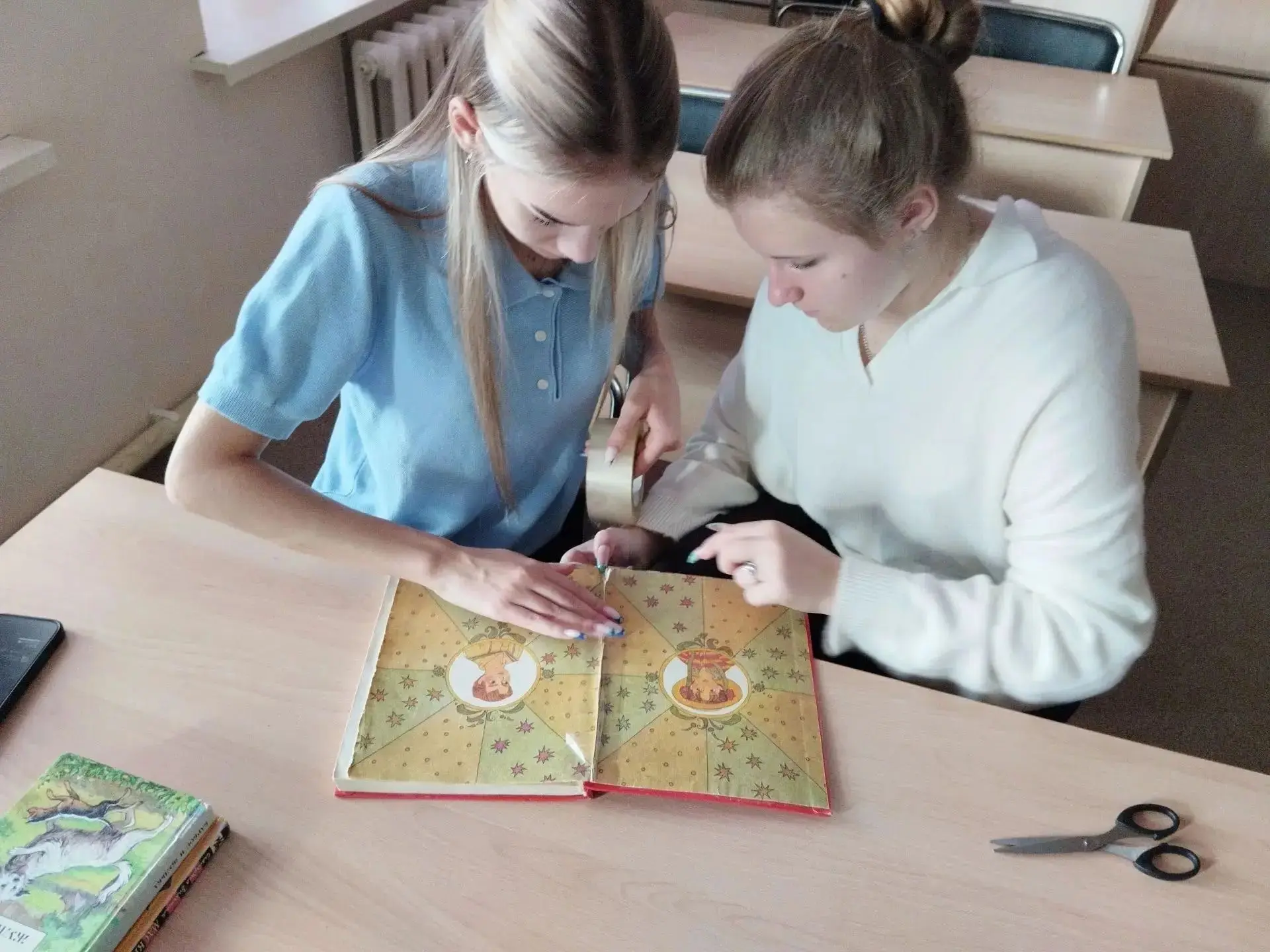 Книжки любят чистоту и заботу! 📖✨