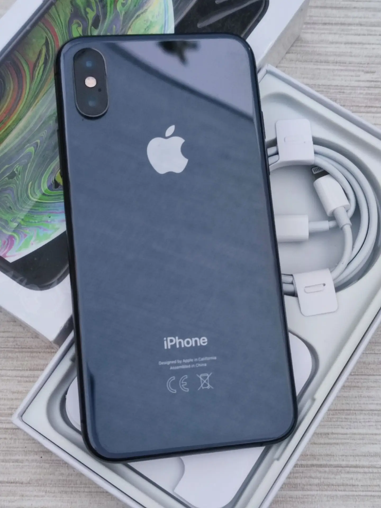 Apple Iphone XS .