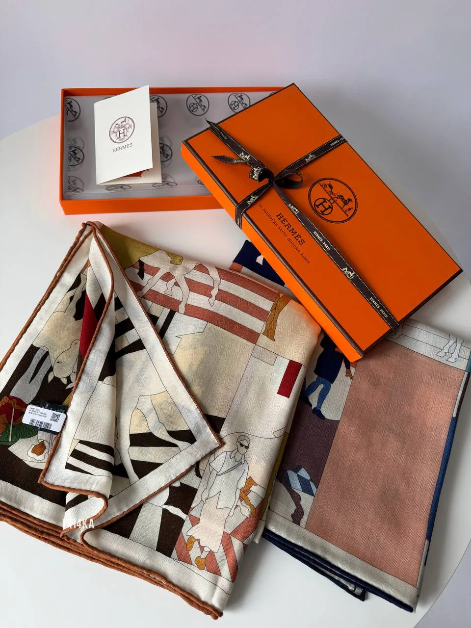 Фото