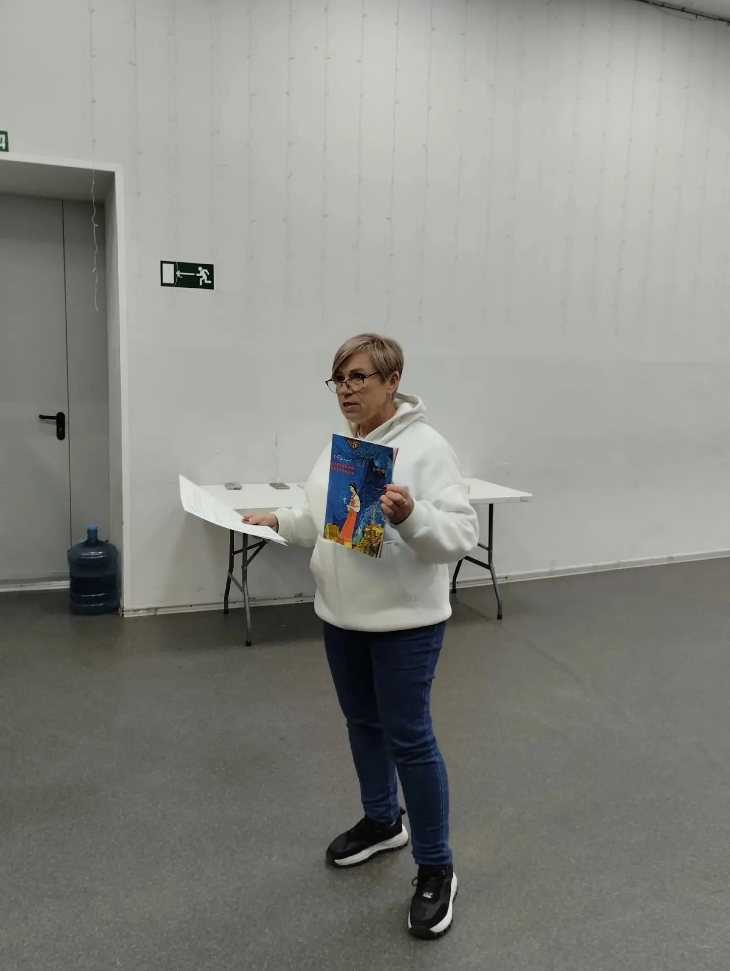Библиотекарь поселка Хийтола Мироненко Н.Г. совместно с сотрудниками Хийтольского КДЦ п...