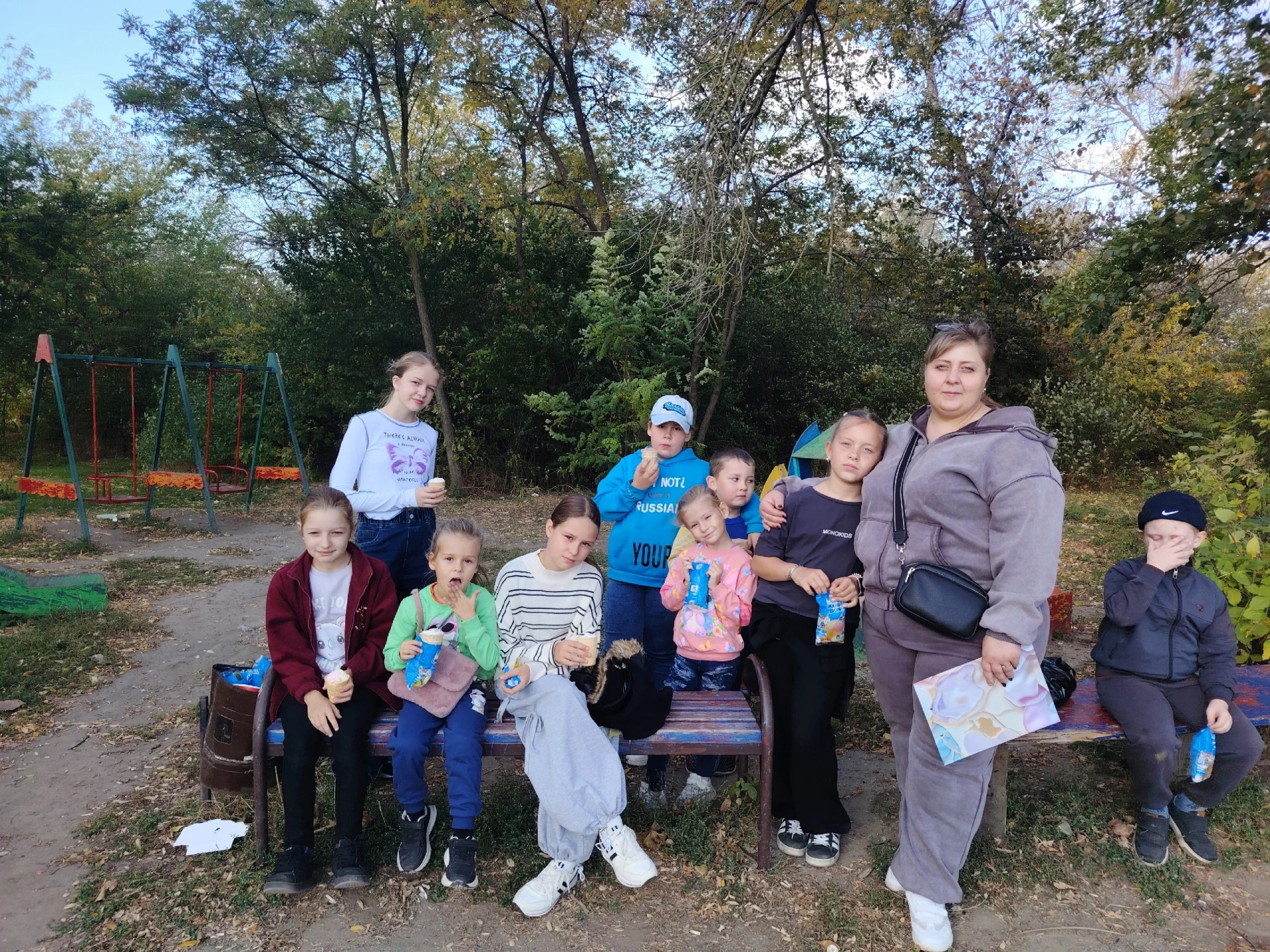 «Родина» — какое теплое и доброе слово! Стоит его произнести, как перед глазами возника...