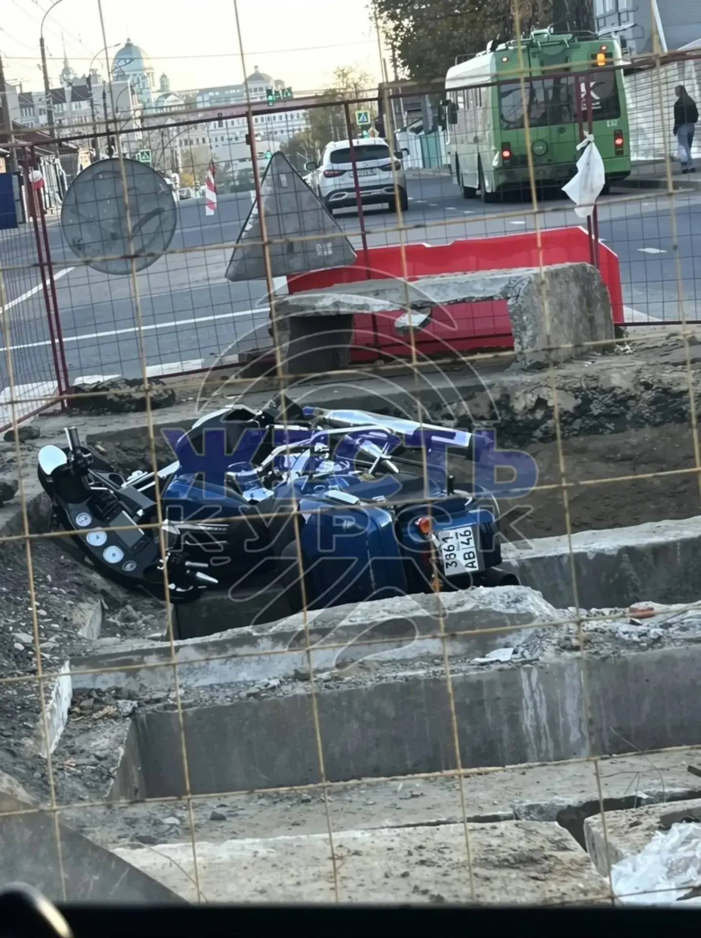 В Курске мотоциклист на Harley-Davidson попал в ДТП на улице Красной Армии