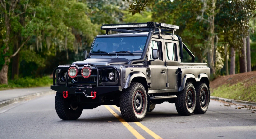 🛞 Британская экзотика: трехосный пикап Defender «Big Sky» за $300 000