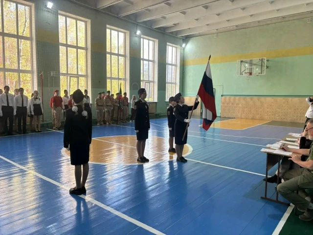 С гордостью сообщаем: команда нашей школы заняла I место в смотре-конкурсе знамённых гр...