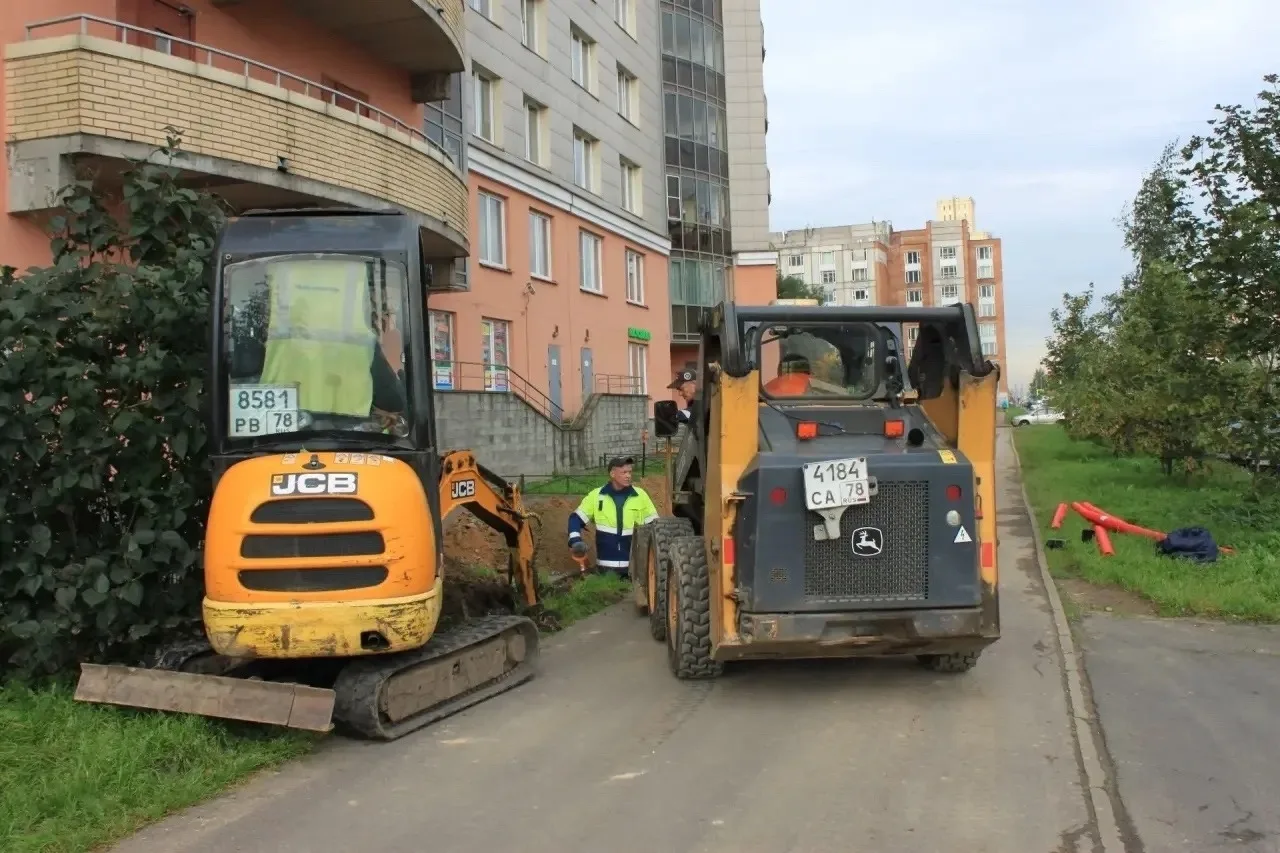 На Гражданке появится новое освещение — работы уже начались