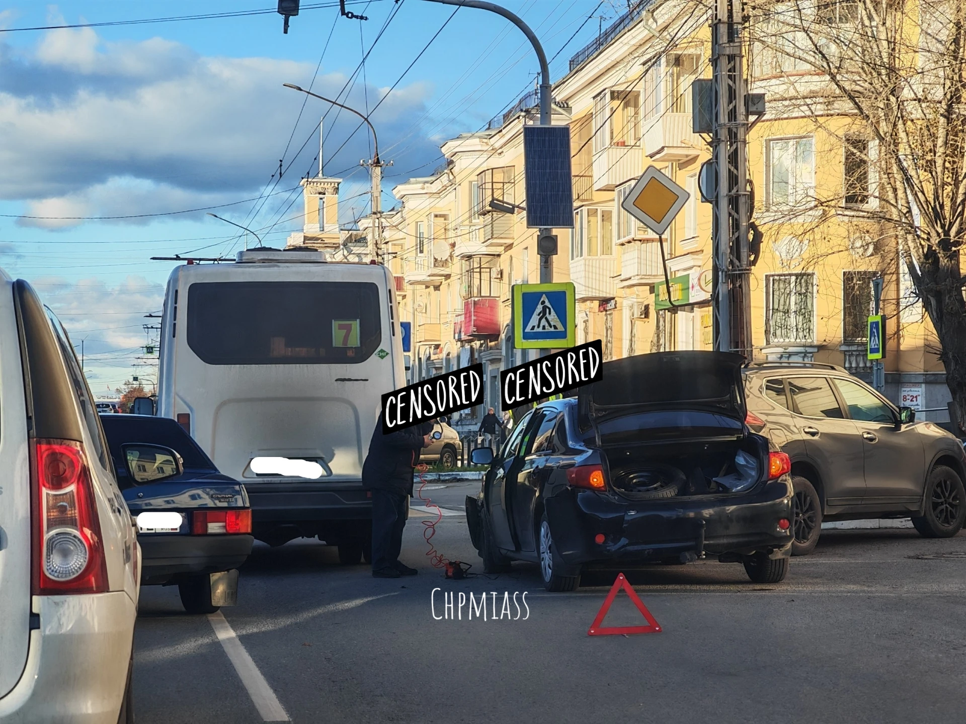 Аварии которые оперативно не попали в нашу ленту , но имели место быть сегодня в Миассе...
