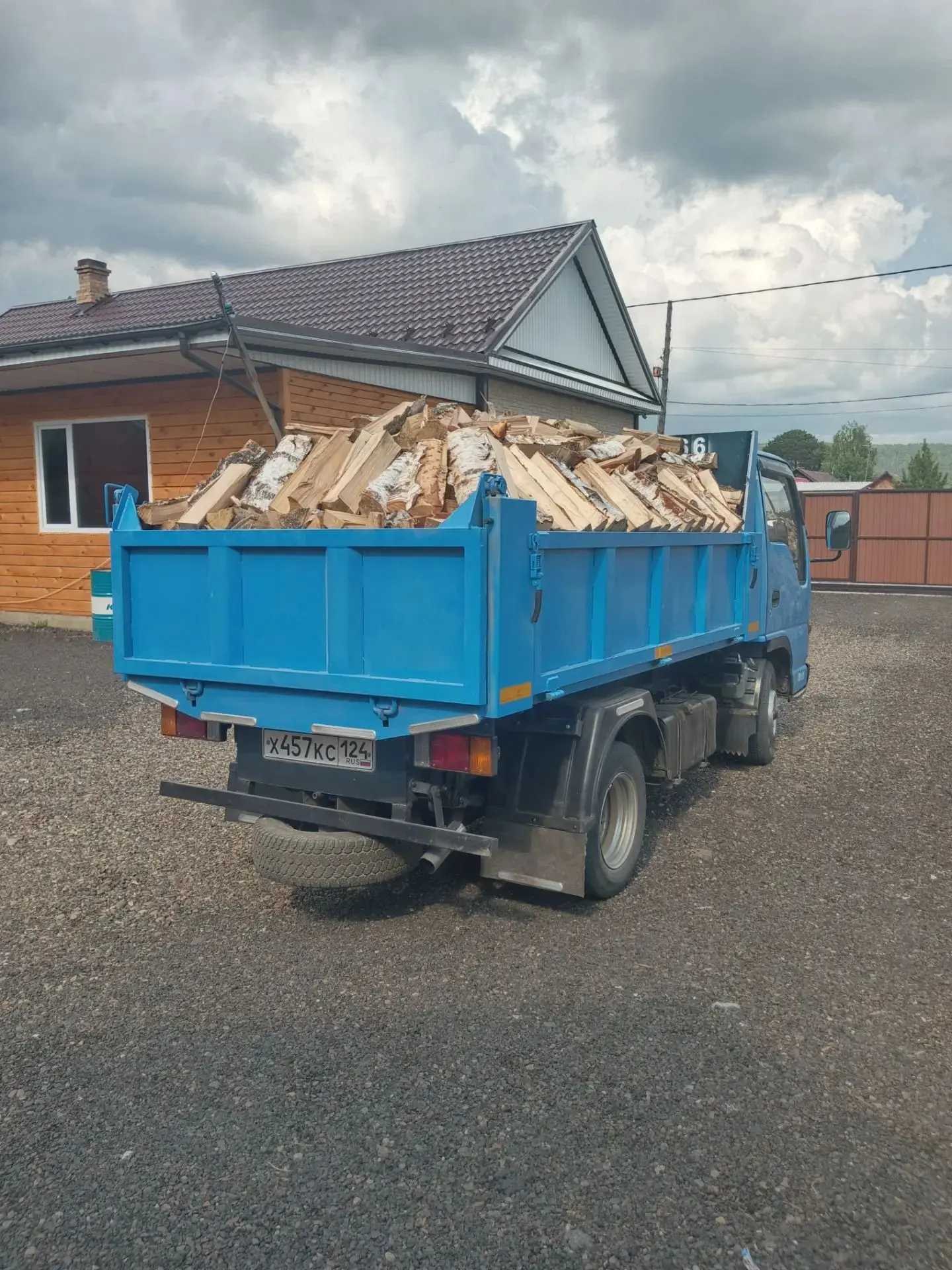 Дрова колотые 89029742666,89029261301.