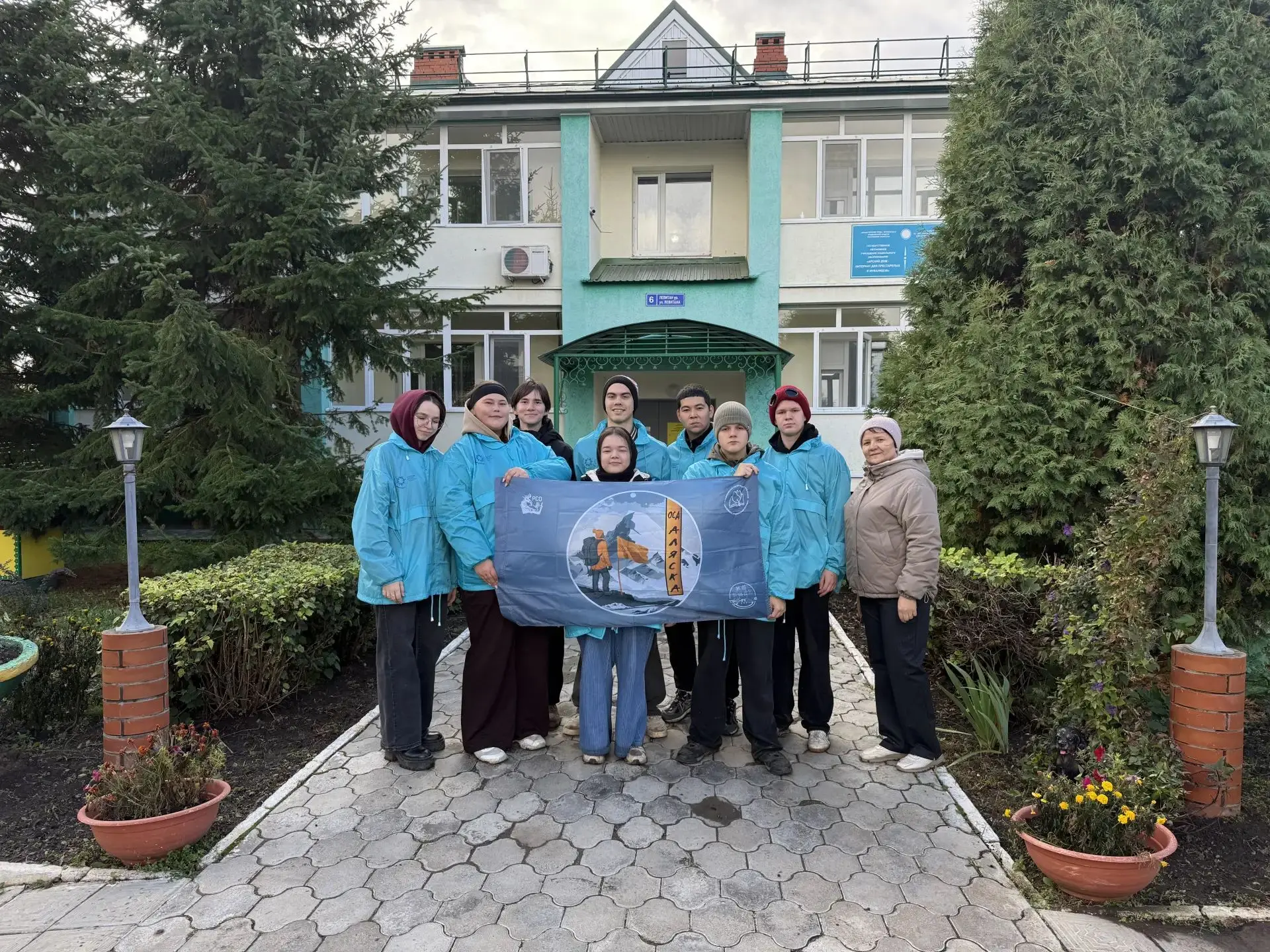 В рамках акции «Зелёная забота» и при активном участии ребят из «Снежного десанта» на т...