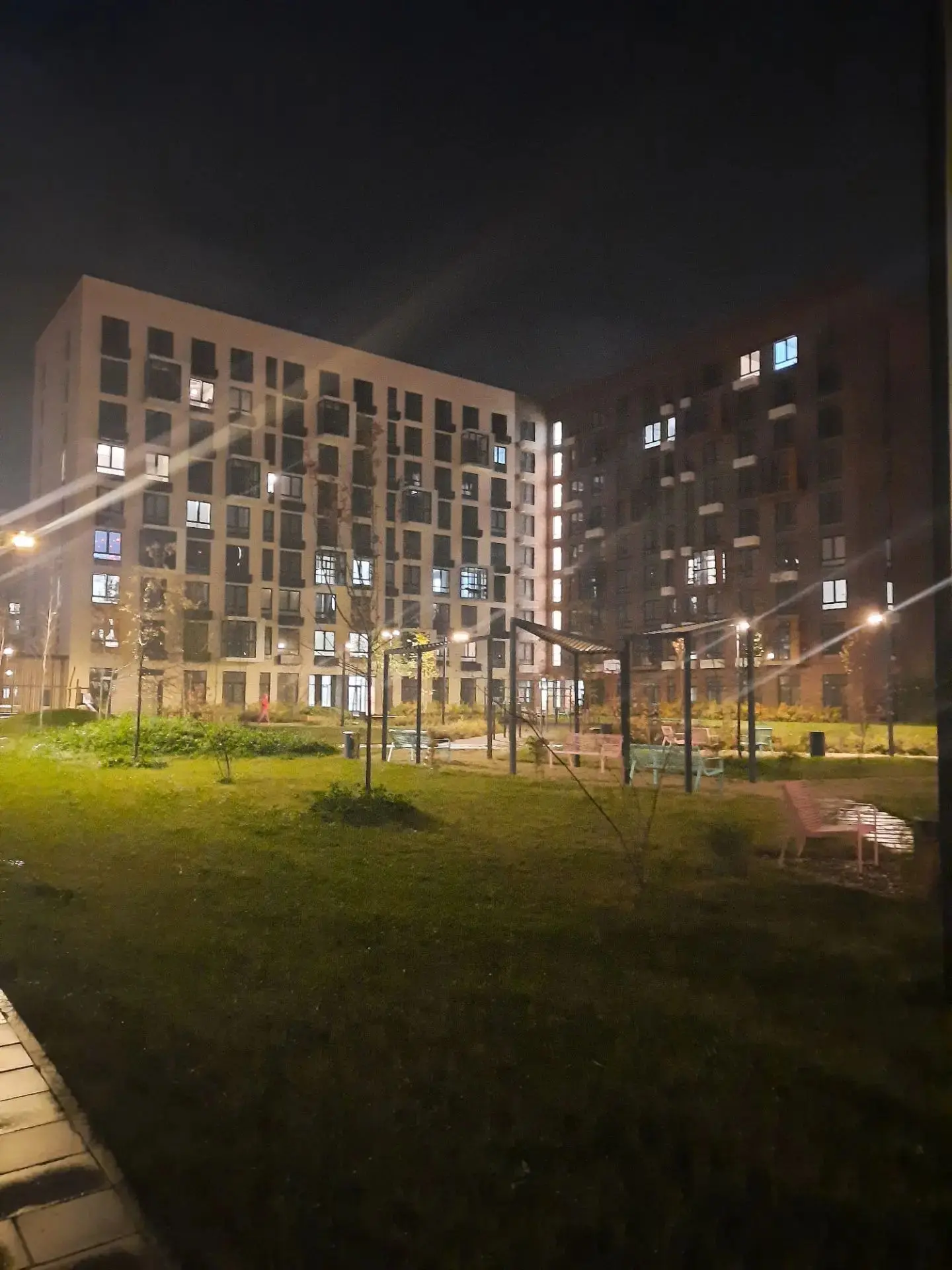 Во второй секции ремонт некоторые начали делать)) 25 к