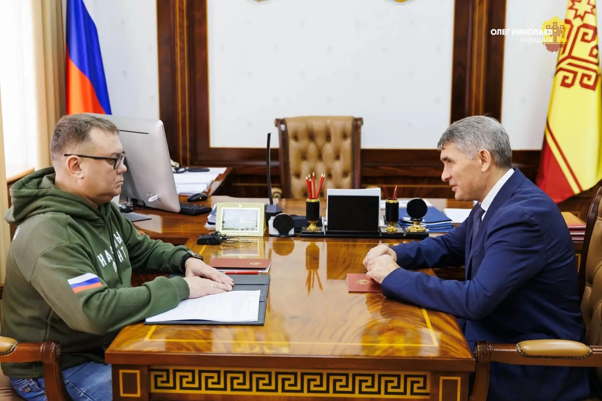 Олег Николаев поддержал акцию Народного фронта «Час для Победы»
