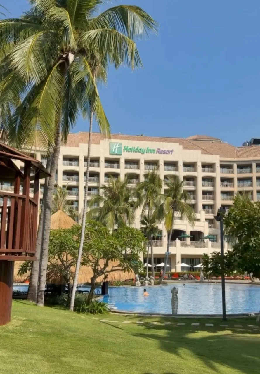 🏝️ Holiday Inn Resort Sanya Bay 5*: идеальный семейный отель на первой линии
