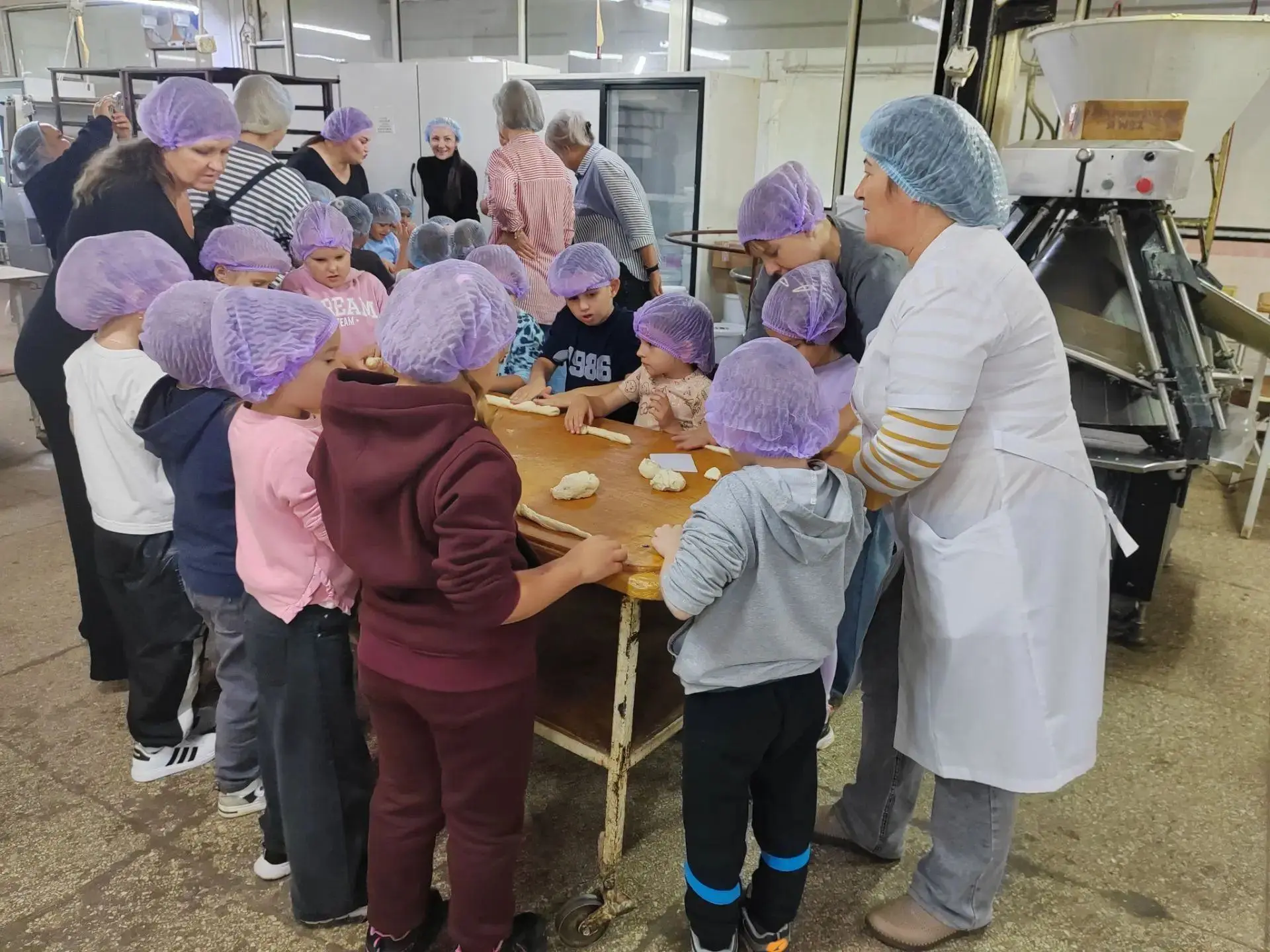 Педагоги нашего сада (корпус №2 поселок Удобный) организовали увлекательную экскурсию н...