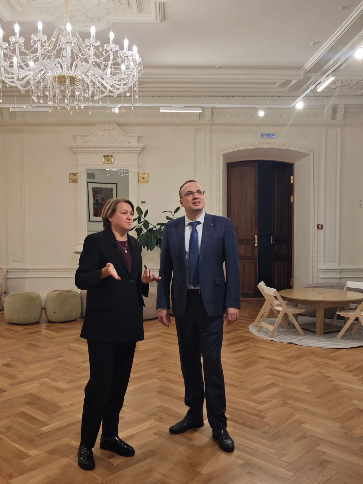 Спасибо Екатерине Сибирцевой за экскурсию по новой школе-особняку в Литературном кварта...