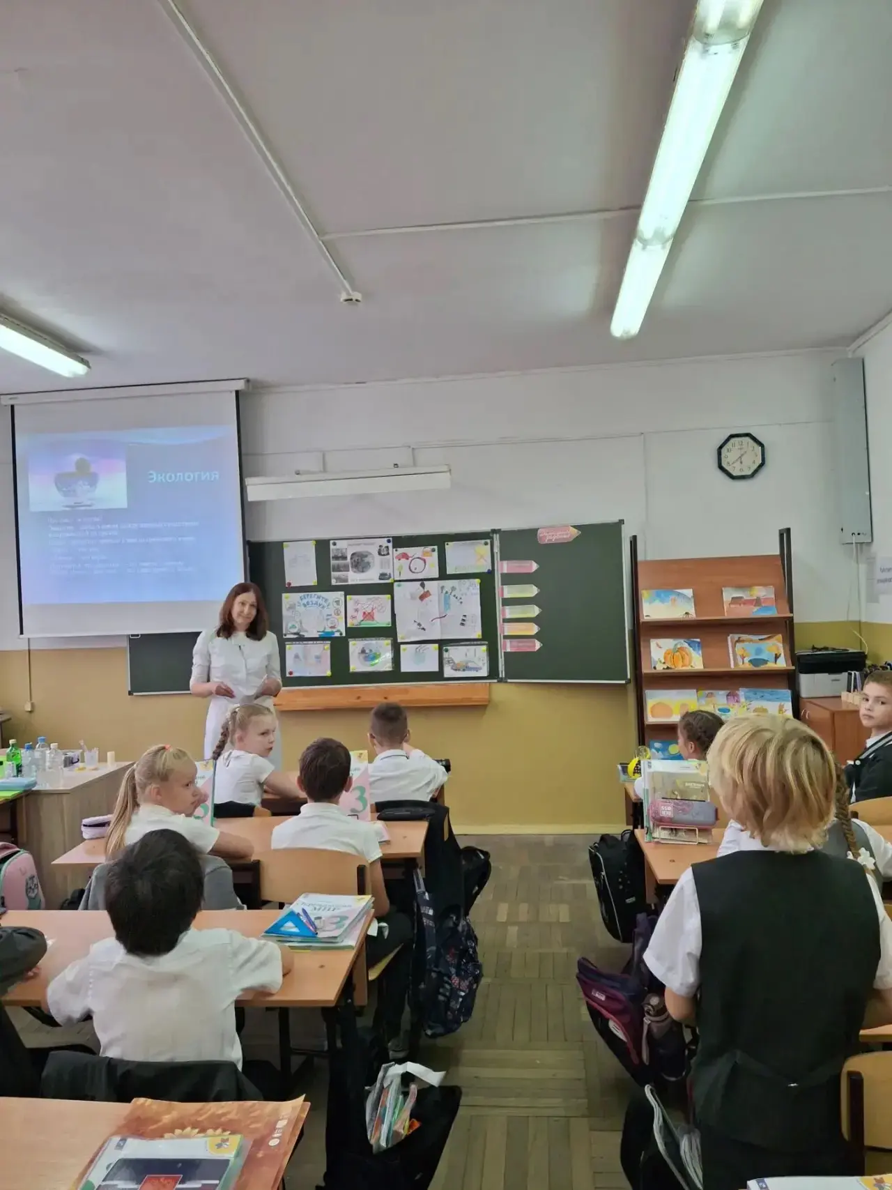 13 октября нашем лицее состоялся открытый урок, в котором приняли участие ученики 3 "Г"...