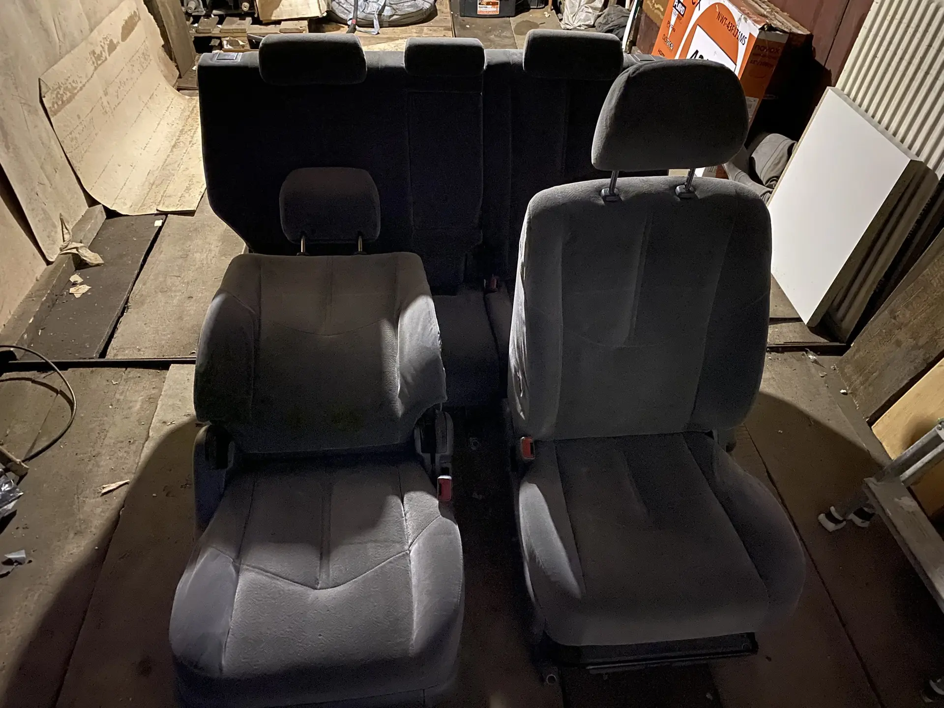 Продам сиденья, Toyota Harrier 1 поколение, состояние на фото, просижено немного водите...