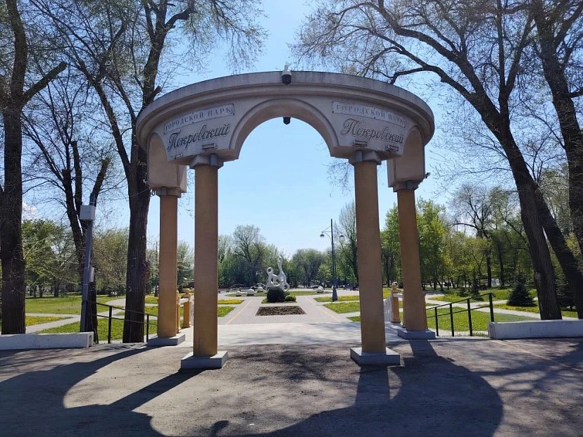🤯В Энгельсе мужчину избили из-за ключей с дорогим брелоком