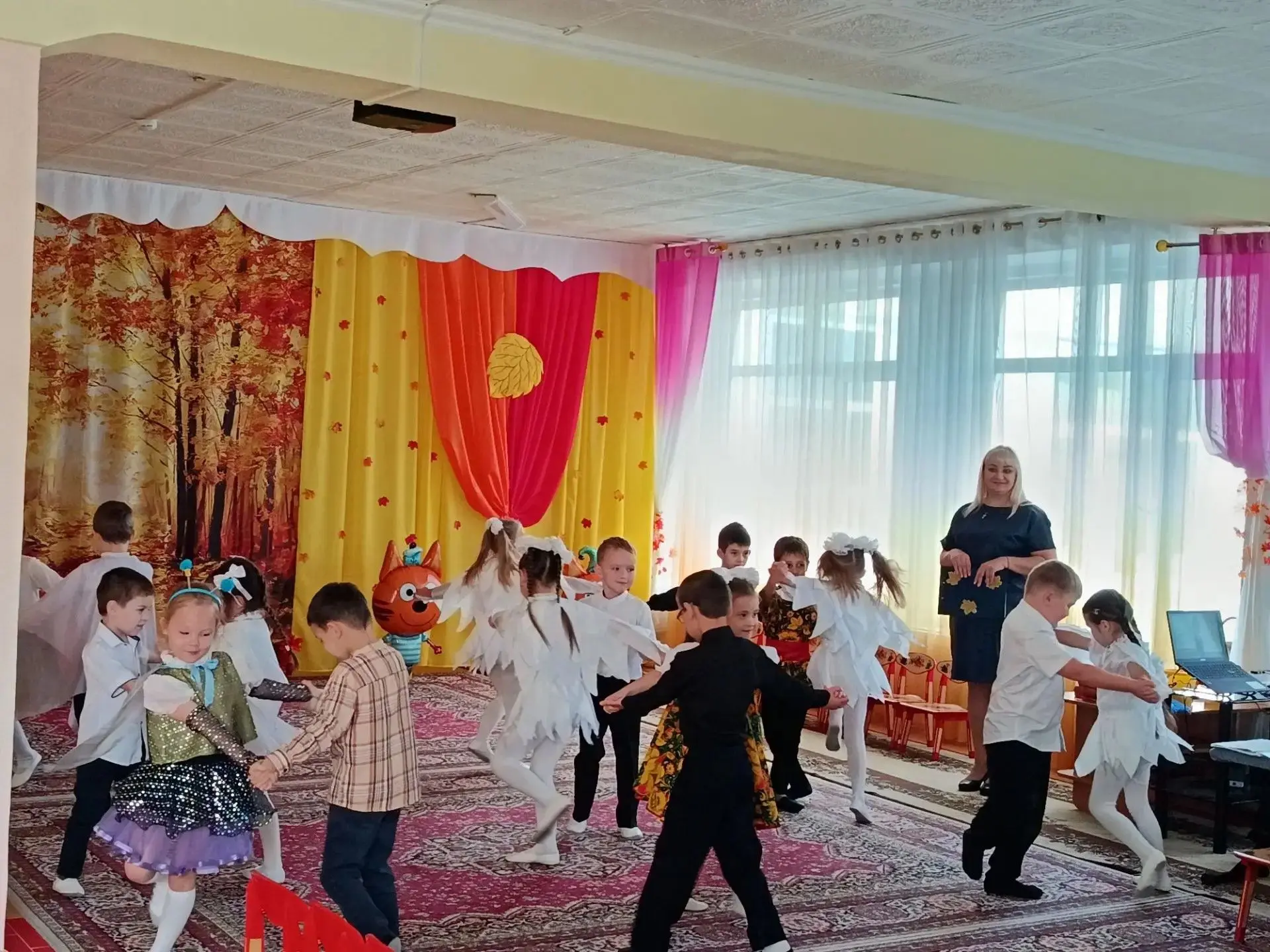 #ГодДошкольногоОбразования Осень - самое красивое время года! Недаром осень принято про...